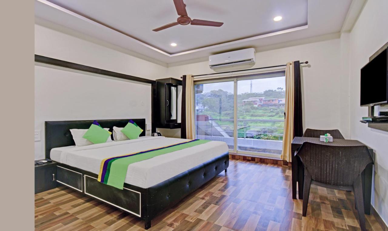 Treebo Paradise Inn With Mountain View Mahābaleshwar Exteriör bild